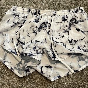 marble running shorts